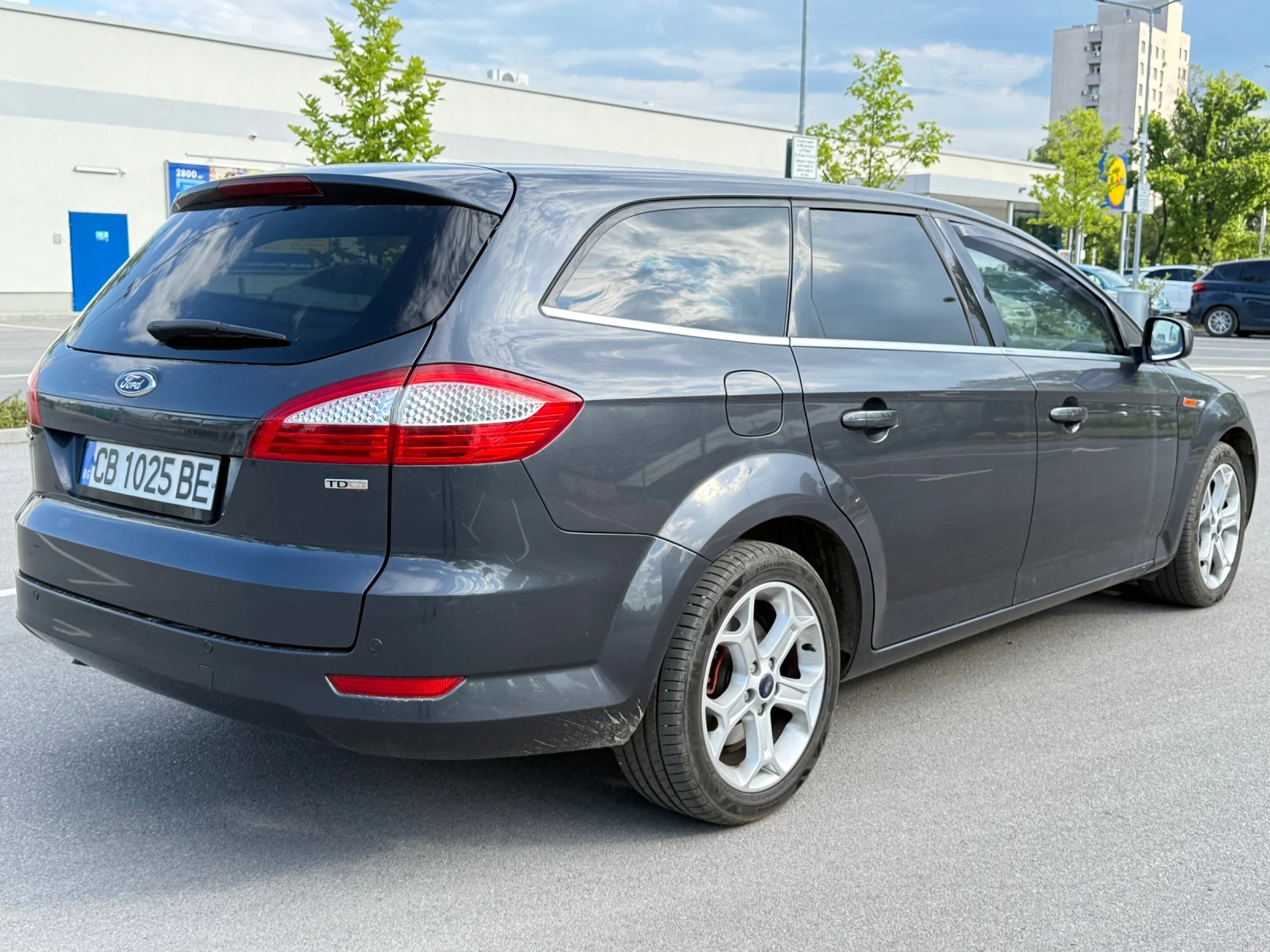 Ford Mondeo * 2.0TDCI* DISSTRONIC* KOJA* PODGREV* KEYLESS*  - изображение 5