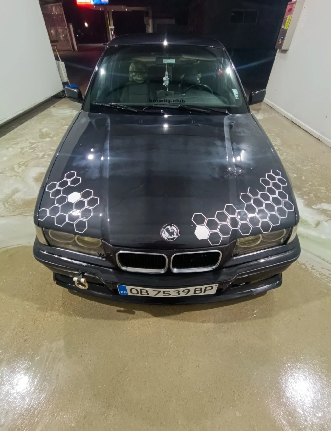 BMW 320  - изображение 6