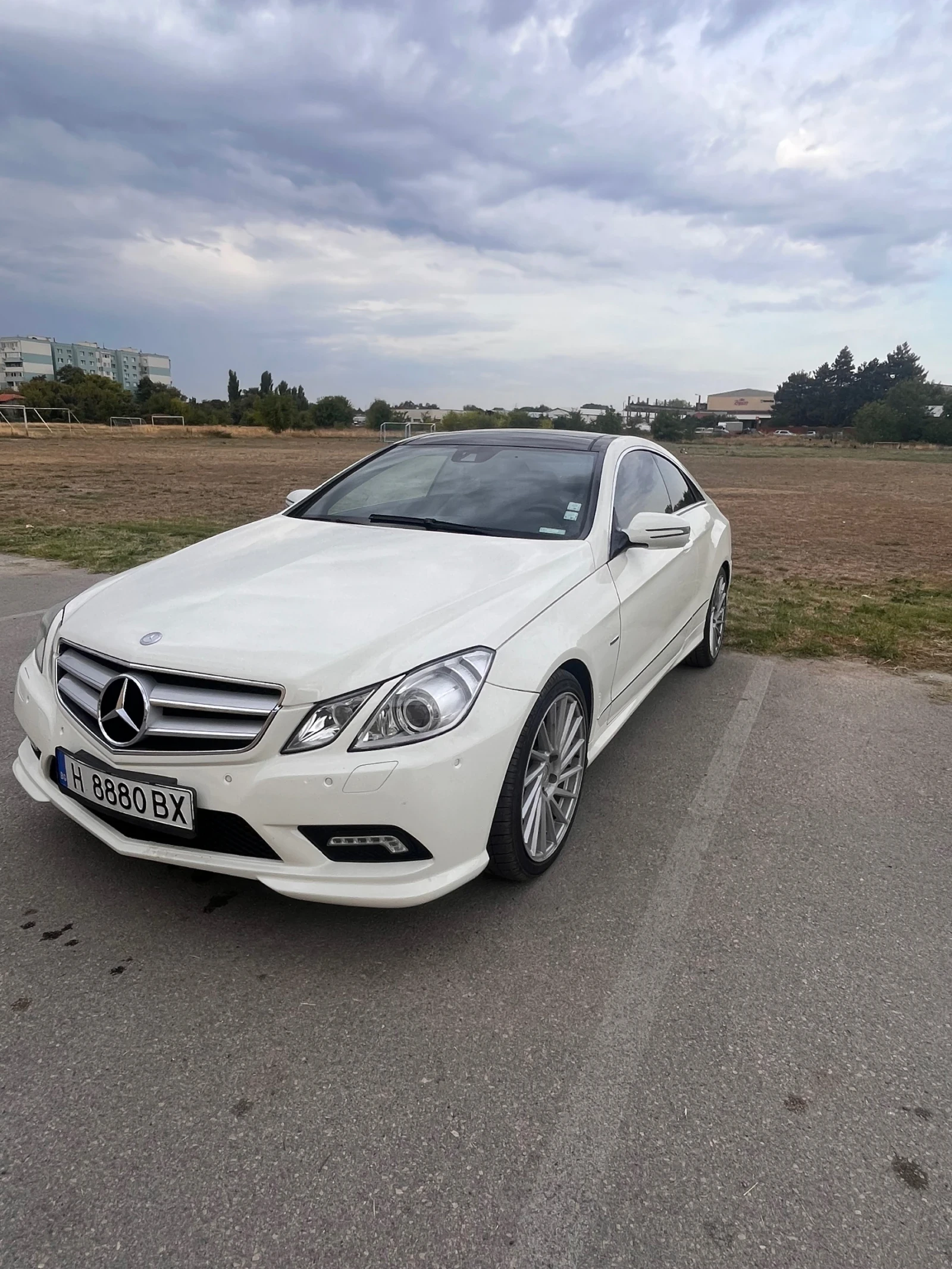 Mercedes-Benz E 350 AMG / Panorama | Mobile.bg — изображение 13