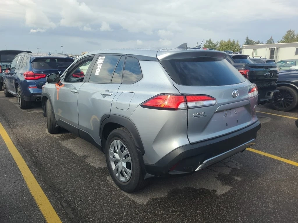 Toyota Corolla Cross * L * CARFAX * БЕЗ ПЪРВОНАЧАЛНА ВНОСКА - изображение 4