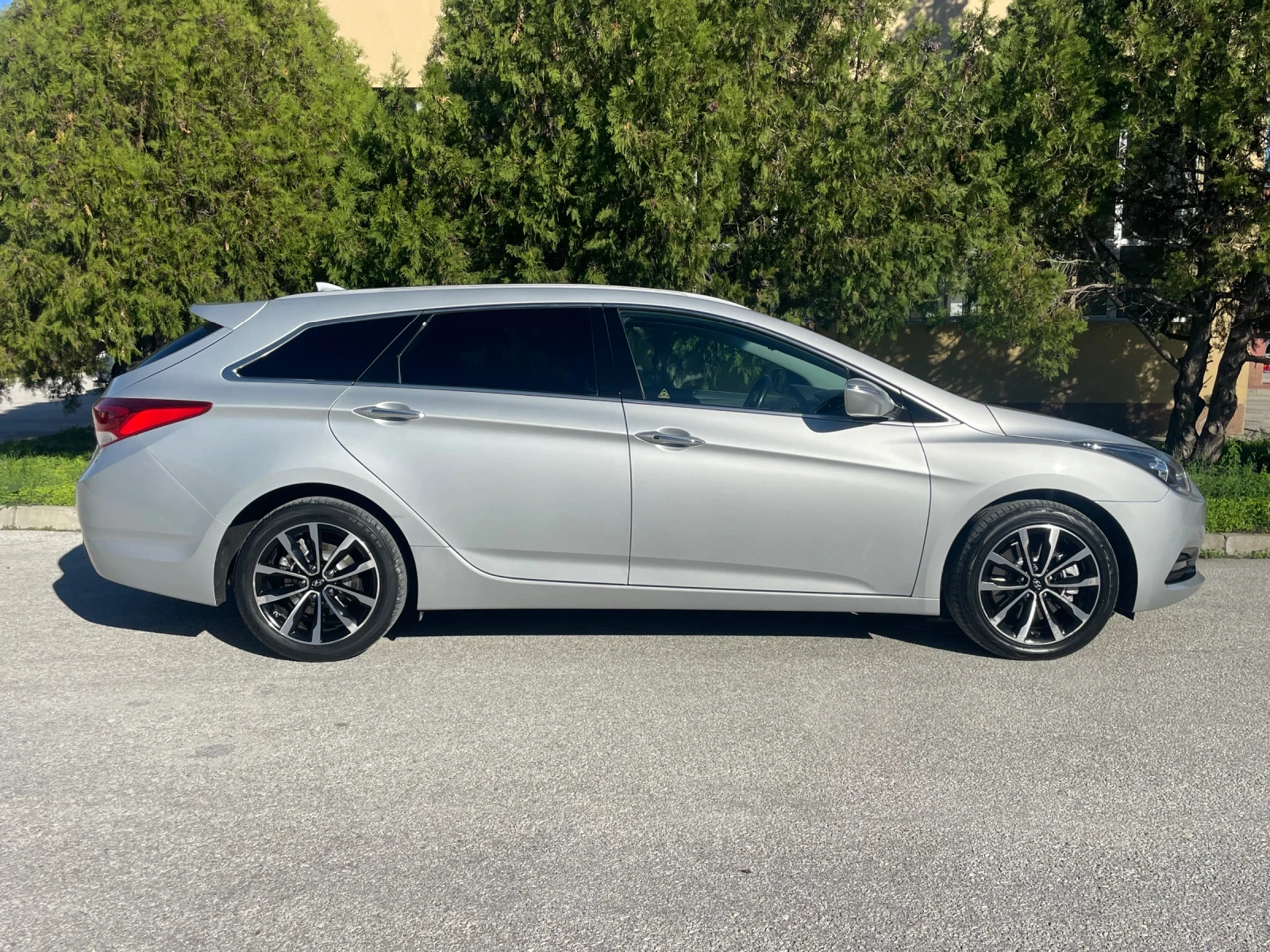 Hyundai I40 1.7CRDI 116к.с. FACE NAVI ГЕРМАНИЯ - изображение 7