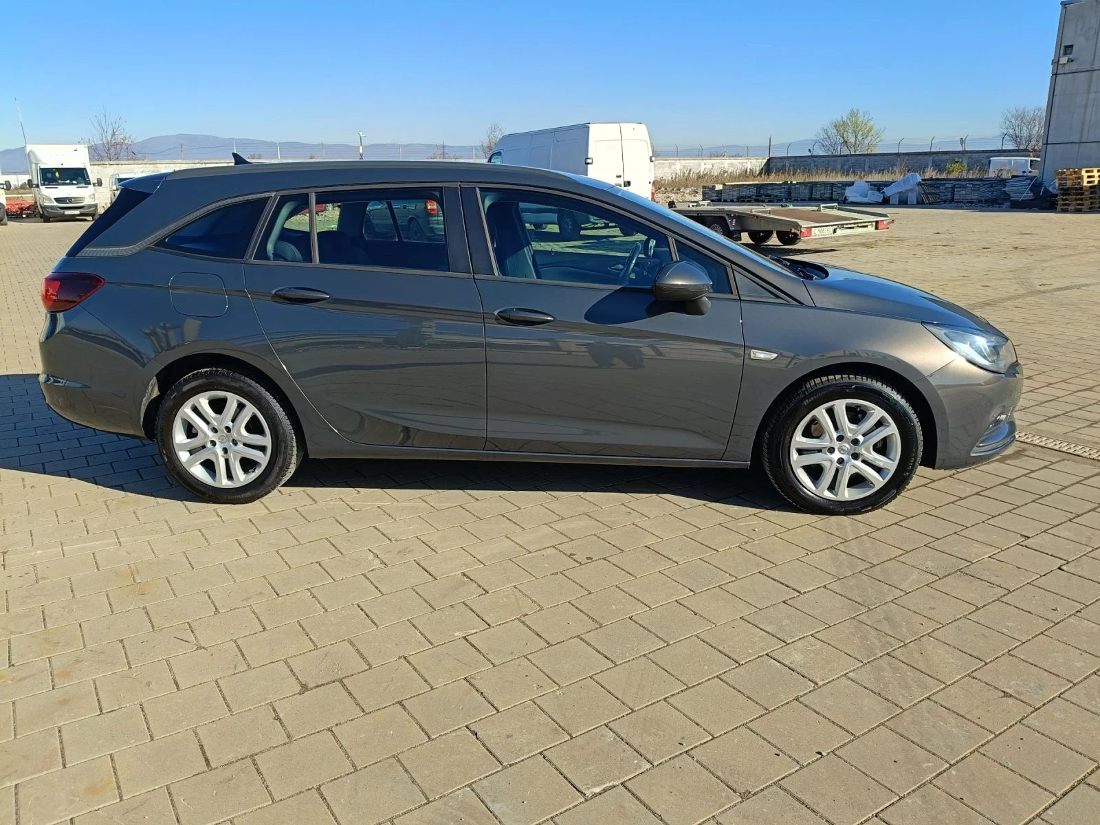 Opel Astra 1.6 CDTI  | Mobile.bg   3