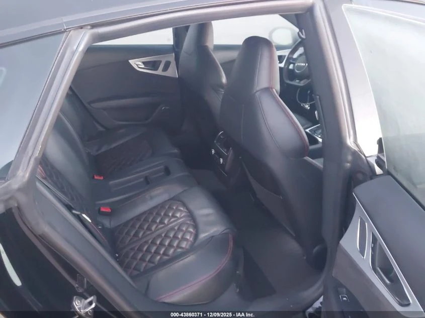 Audi A7 3l 3.0T Premium Plus - изображение 8