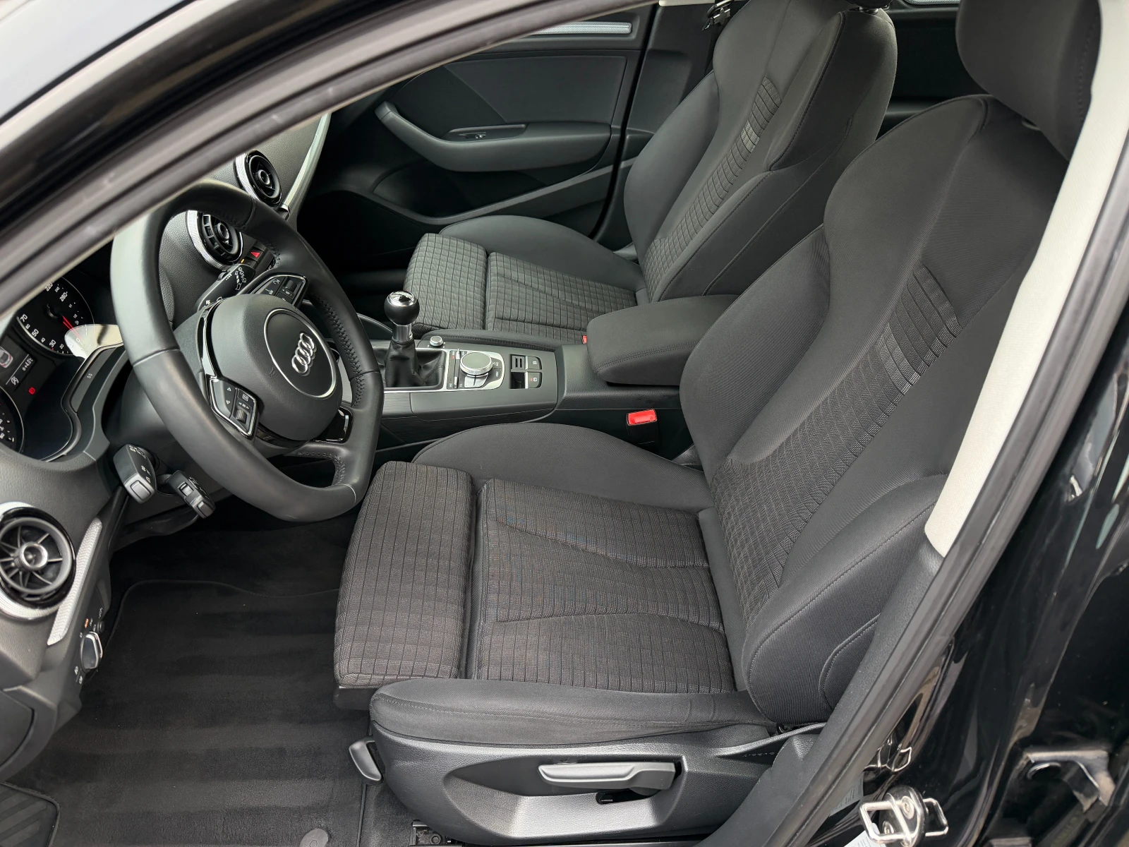 Audi A3 2.0TDI* СЪС СЕРВИЗНА КНИЖКА С ПЪЛНА ИСТОРИЯ  - изображение 7