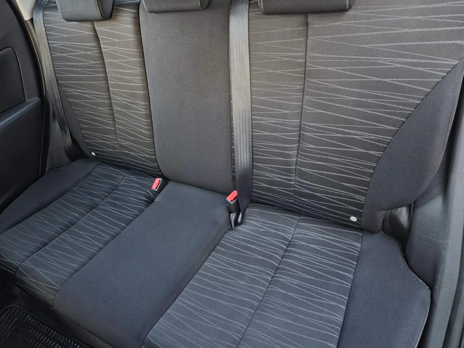 Mazda 2 1.3������ | Mobile.bg � ����������� 11