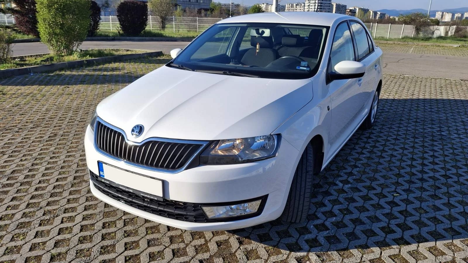 Skoda Rapid, снимка 2 - Автомобили и джипове - 54254344