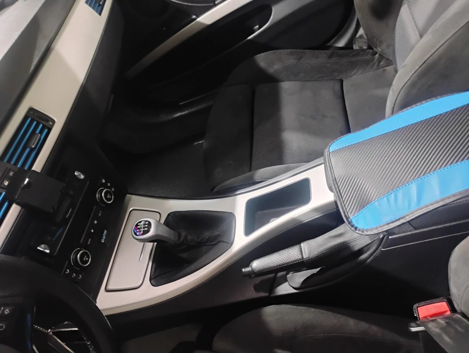 BMW 320 E90, снимка 6 - Автомобили и джипове - 54296119