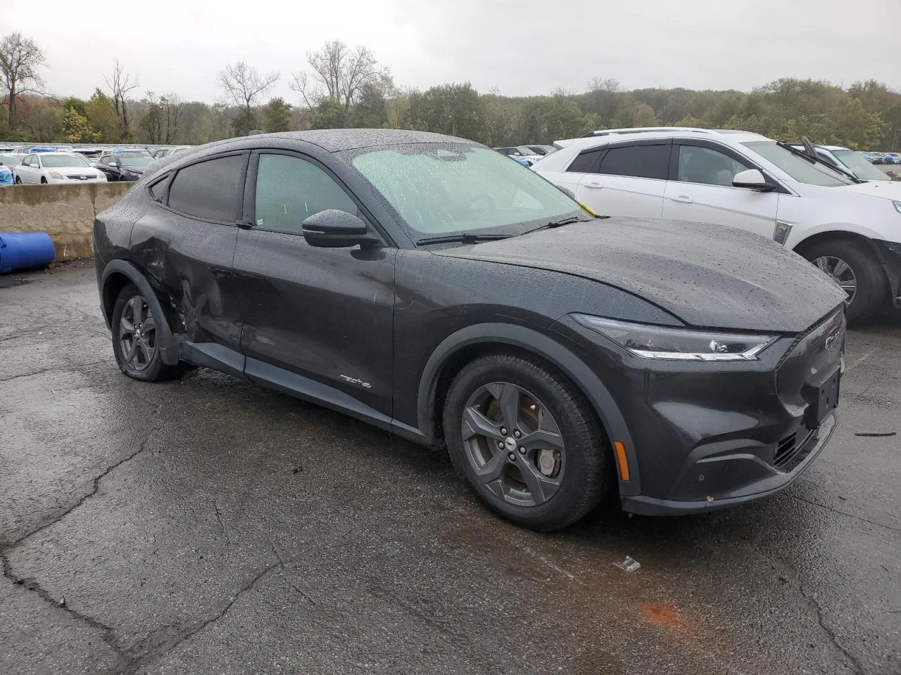 Ford Mustang Mach-E Select AWD, снимка 4 - Автомобили и джипове - 54336233