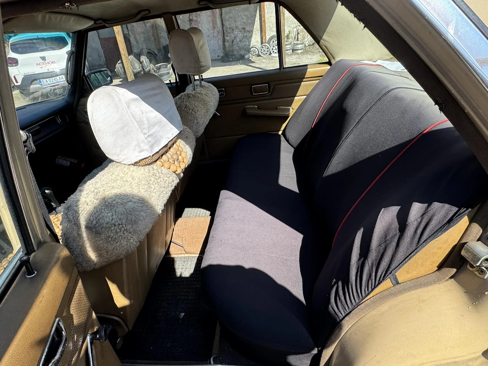 Mercedes-Benz 220, снимка 7 - Автомобили и джипове - 54362347