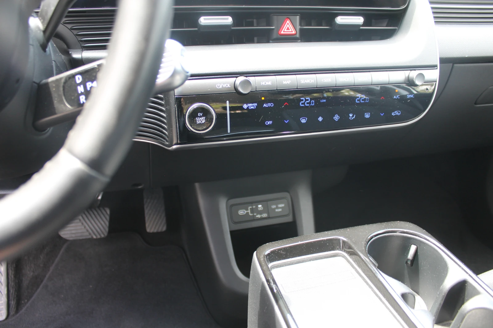 Hyundai Ioniq 5 17300км, НАЛИЧЕН италия, снимка 11 - Автомобили и джипове - 54427143