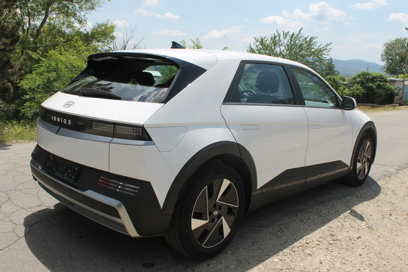 Hyundai Ioniq 5 17300км, НАЛИЧЕН италия, снимка 4 - Автомобили и джипове - 54427143