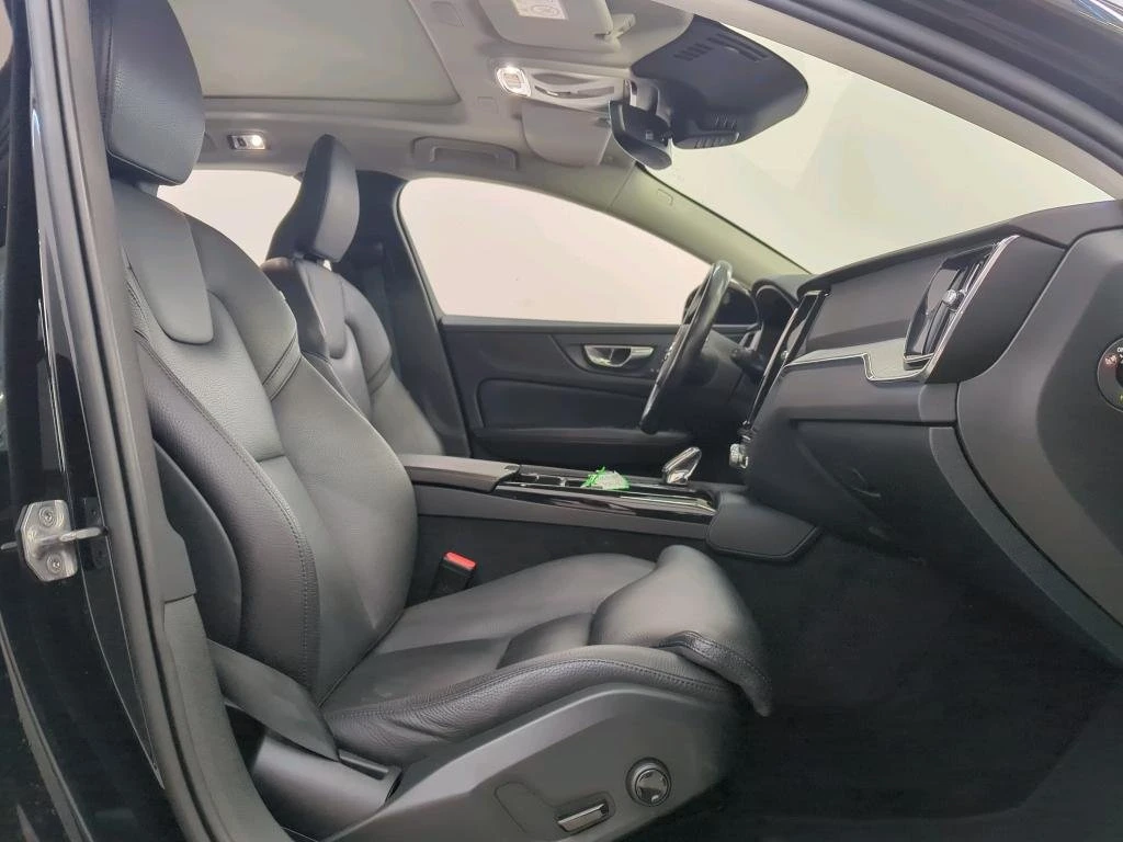 Volvo V60 T6 Inscription - Hybrid, снимка 7 - Автомобили и джипове - 54453056