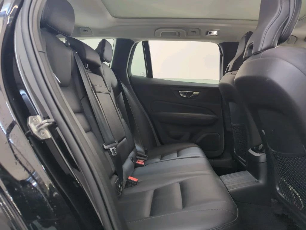 Volvo V60 T6 Inscription - Hybrid, снимка 8 - Автомобили и джипове - 54453056