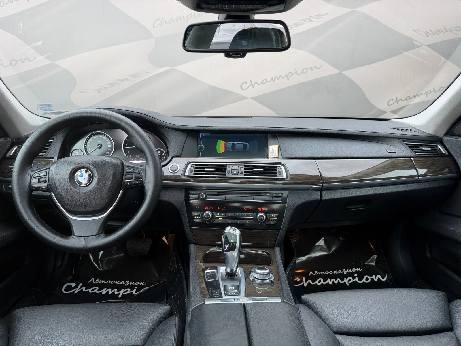 BMW 730 Бартер лизинг без доходи, снимка 11 - Автомобили и джипове - 54474515