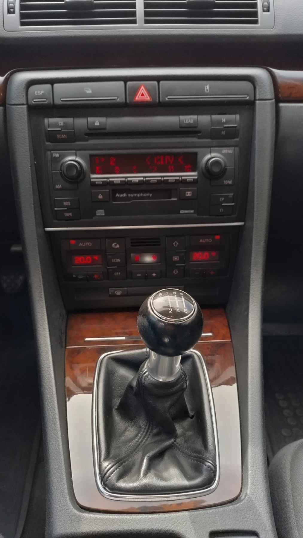 Audi A4 AKE, снимка 9 - Автомобили и джипове - 54721928