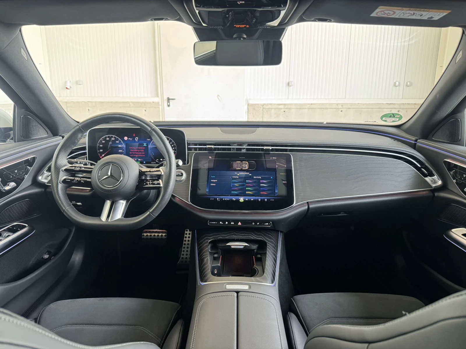 Mercedes-Benz E 300 e , снимка 9 - Автомобили и джипове - 54748784