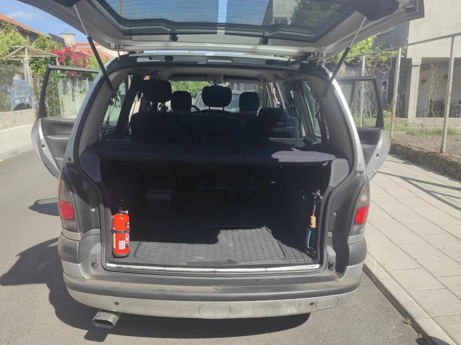 Renault Grand espace, снимка 3 - Автомобили и джипове - 54788483