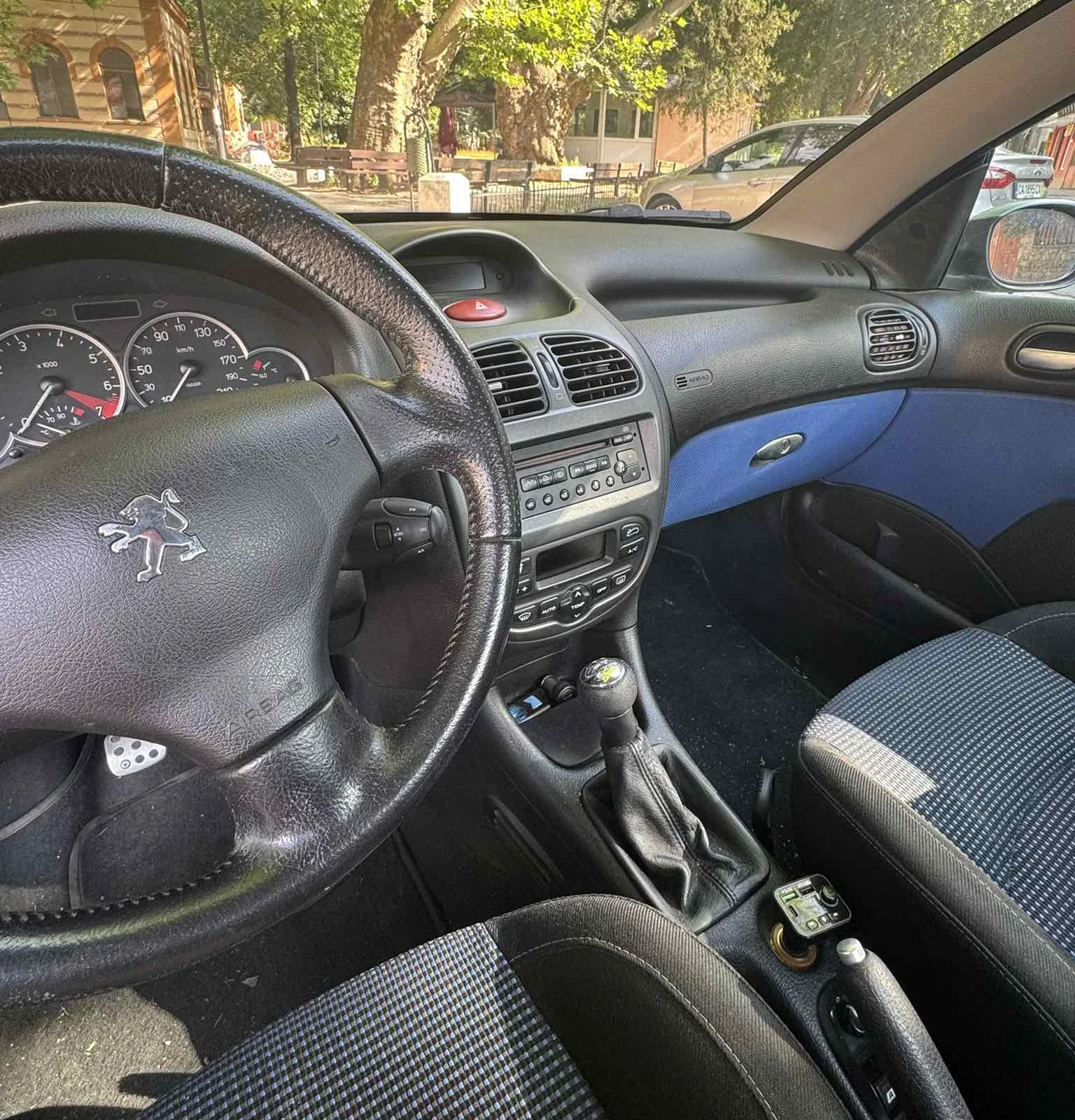 Peugeot 206, снимка 4 - Автомобили и джипове - 54983167