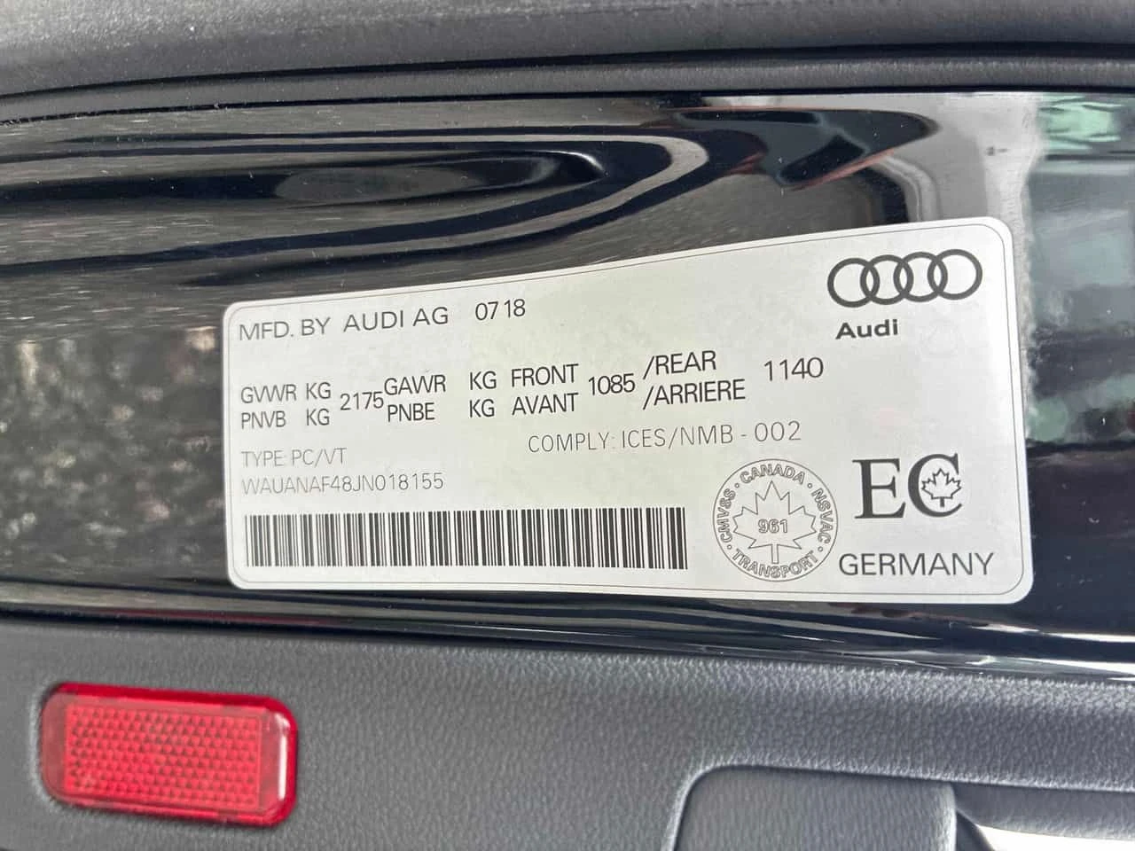 Audi A4 KOMFORT QUATTRO * ПОДГРЕВИ* КАМЕРА* ПАНОРАМА* , снимка 11 - Автомобили и джипове - 55008370