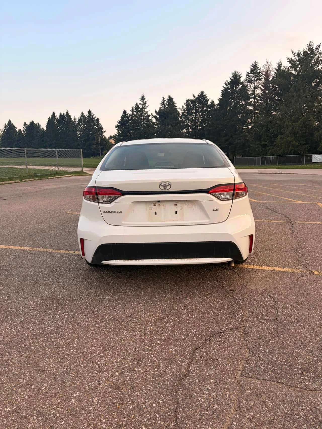 Toyota Corolla LE CVT| KEYLESS| NAVI| CARFAX| 2 КЛЮЧА| , снимка 4 - Автомобили и джипове - 55187612