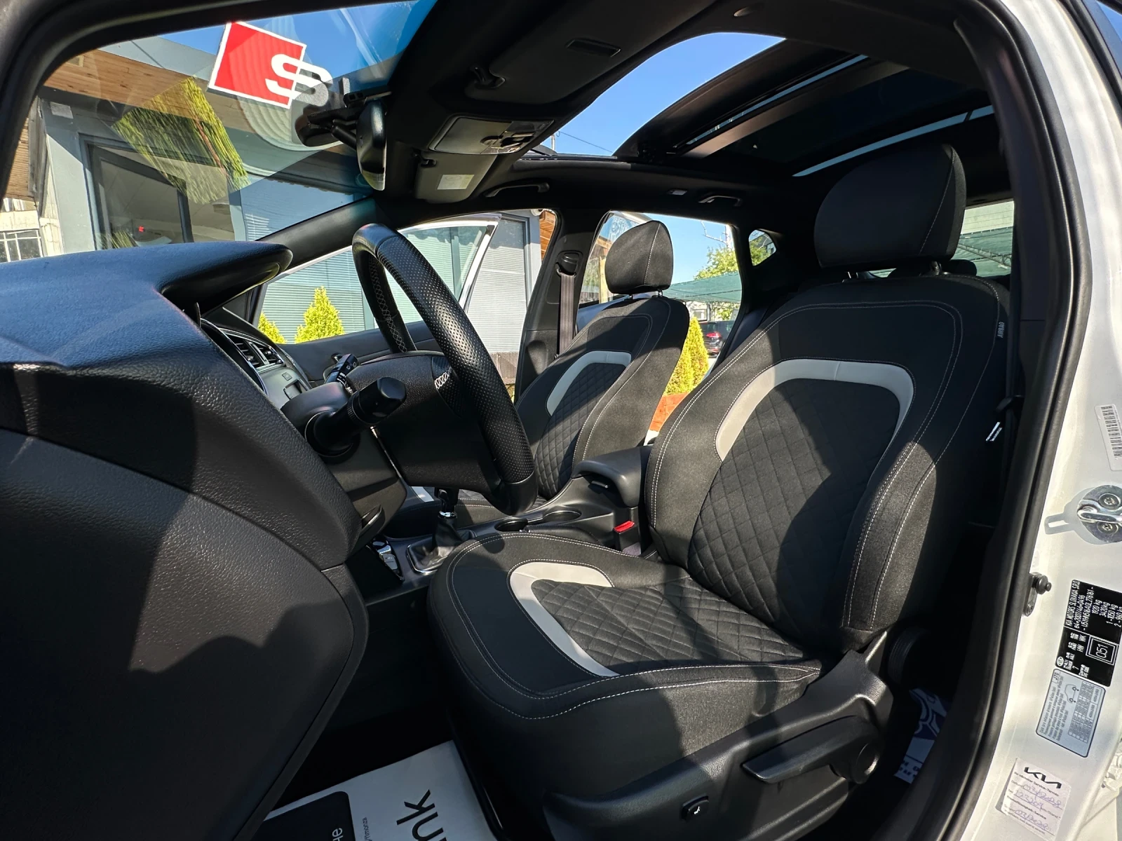 Kia Ceed GT Line* Панорама* Камера* Led* , снимка 9 - Автомобили и джипове - 55264490