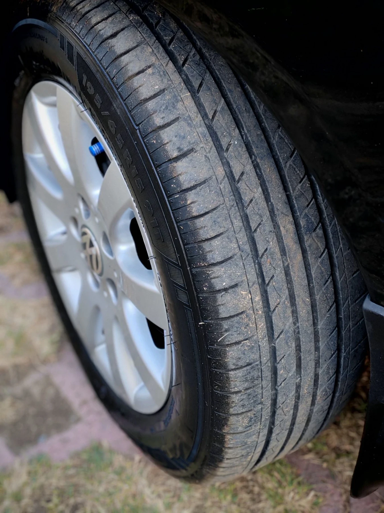 VW Golf 1.9TDI(BKC)(105)* КЛИМАТРОНИК* НОВ ВНОС* , снимка 17 - Автомобили и джипове - 55805329