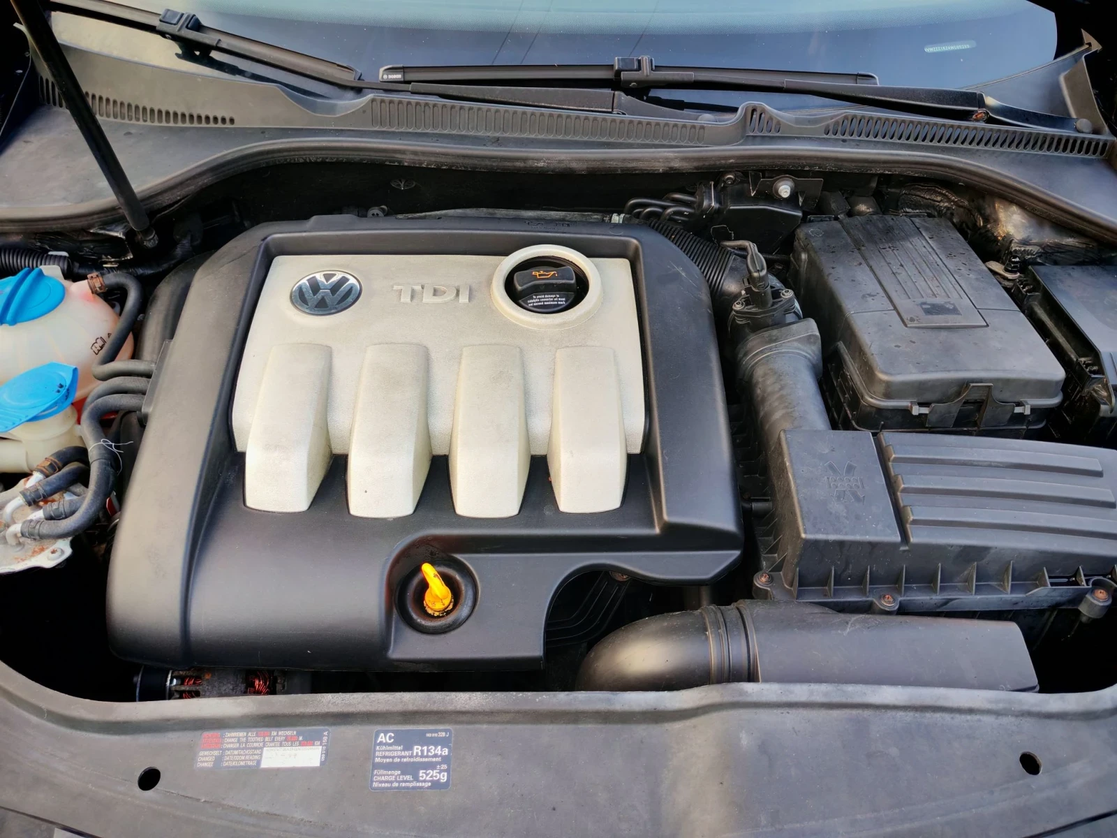 VW Golf 1.9TDI(BKC)(105)* КЛИМАТРОНИК* НОВ ВНОС* , снимка 16 - Автомобили и джипове - 55805329