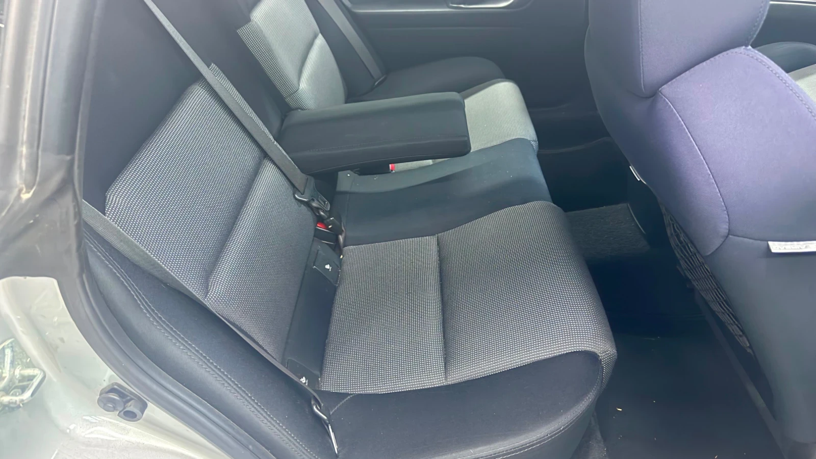 Subaru Legacy, снимка 2 - Автомобили и джипове - 55962692
