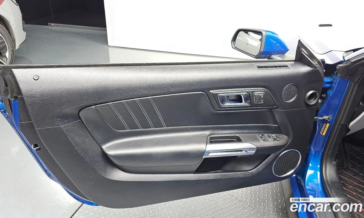 Ford Mustang GT Coupe, снимка 15 - Автомобили и джипове - 56121995