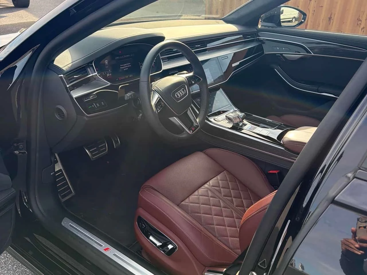 Audi S8 * 4.0 TFSI quattro * CARFAX * ����� �� ����������� | Mobile.bg � ����������� 5