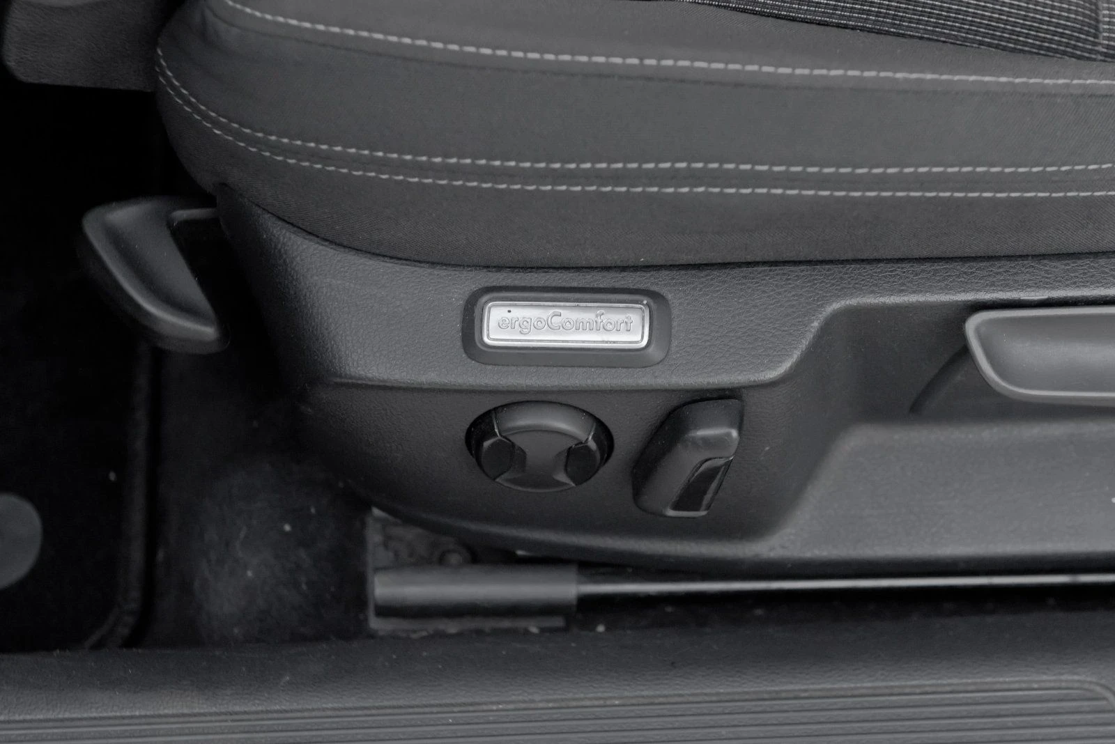 VW Passat  B8 FULL led lights , снимка 12 - Автомобили и джипове - 56617558