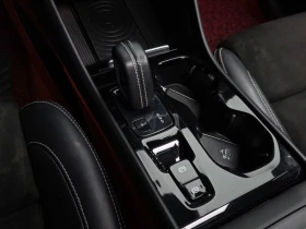 Volvo XC40 2.0 Automatic, снимка 8