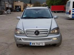  Mercedes-Benz ML 400