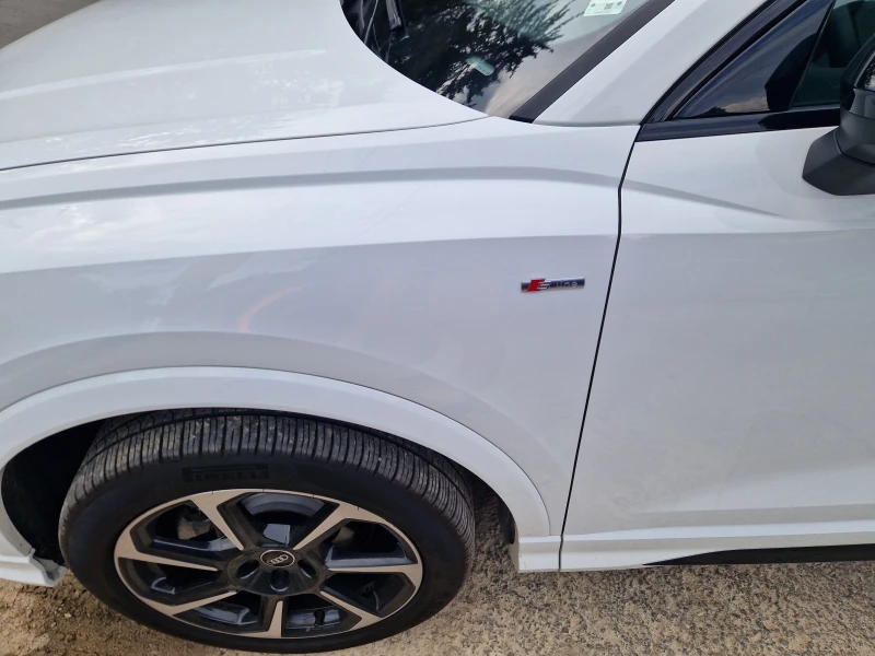 Audi Q3, снимка 3 - Автомобили и джипове - 47562049