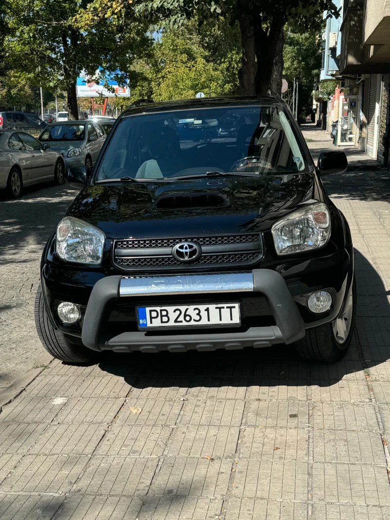 Toyota Rav4 2.0 D4D, снимка 10 - Автомобили и джипове - 47387289