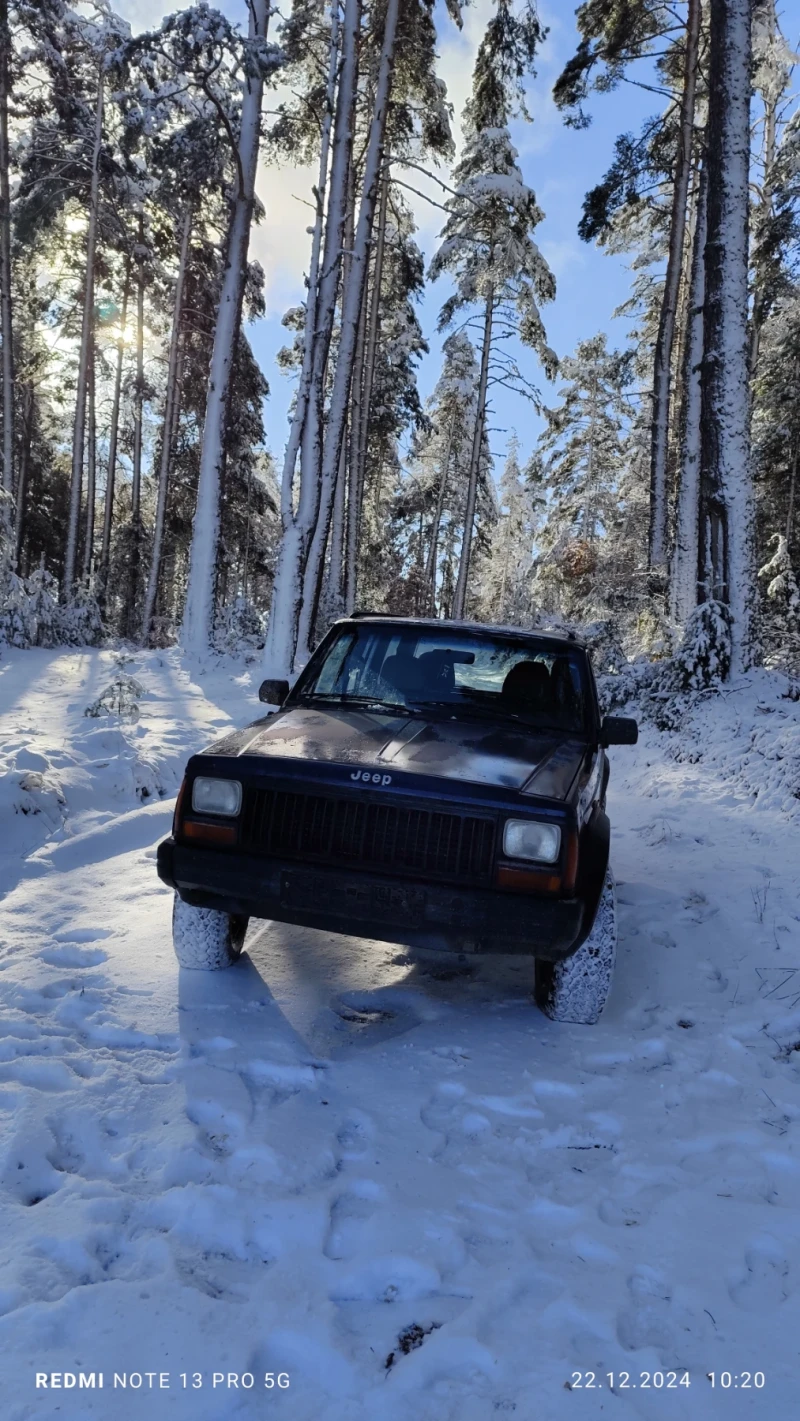 Jeep Cherokee, снимка 7 - Автомобили и джипове - 48757374