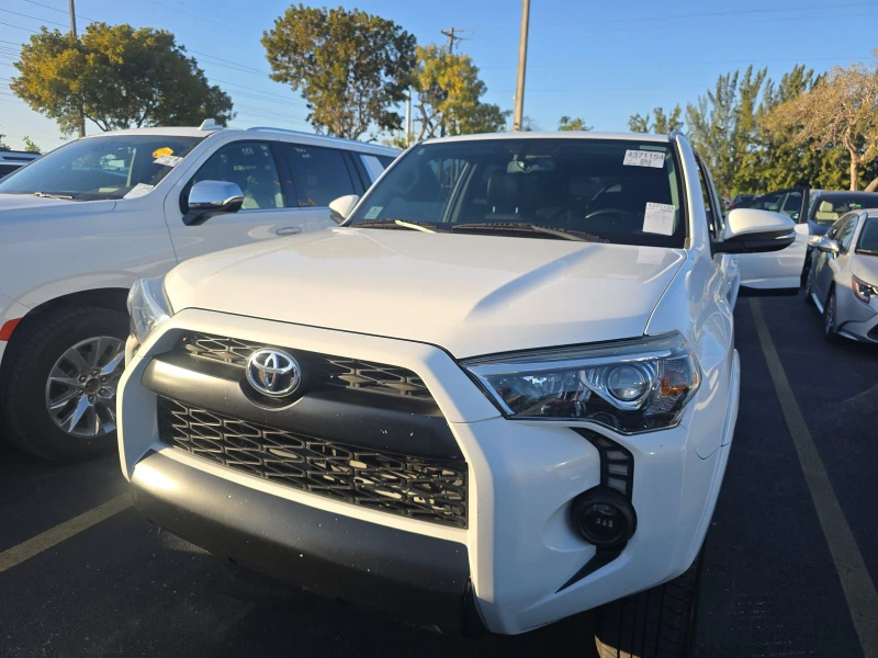 Toyota 4runner PREMIUM* 4.0* V6* ПОДГРЕВ* КАМЕРА* КЕЙЛЕС* , снимка 5 - Автомобили и джипове - 53276386