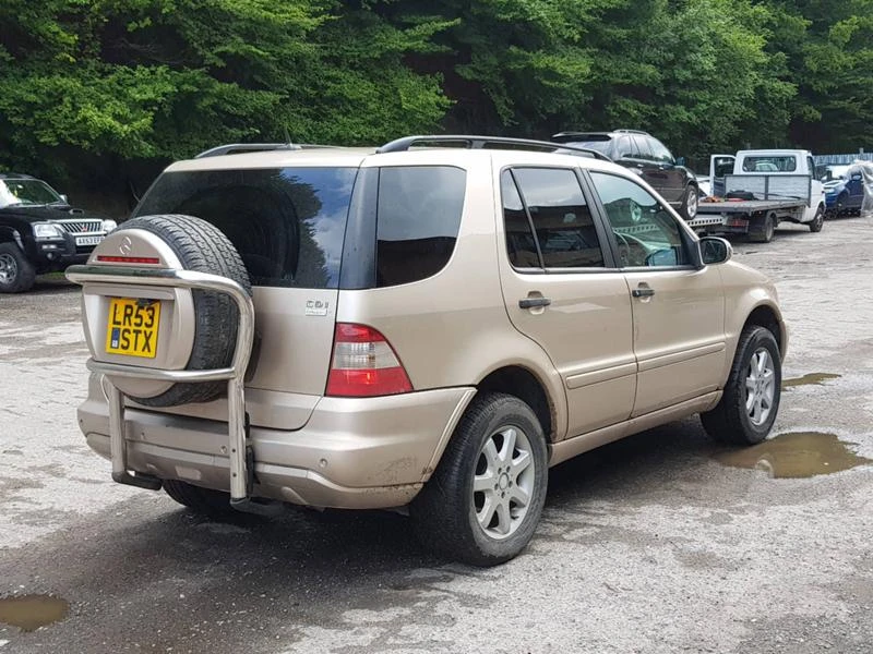 Mercedes-Benz ML 400 12бр. 400CDI 270CDI, снимка 7 - Автомобили и джипове - 24051007