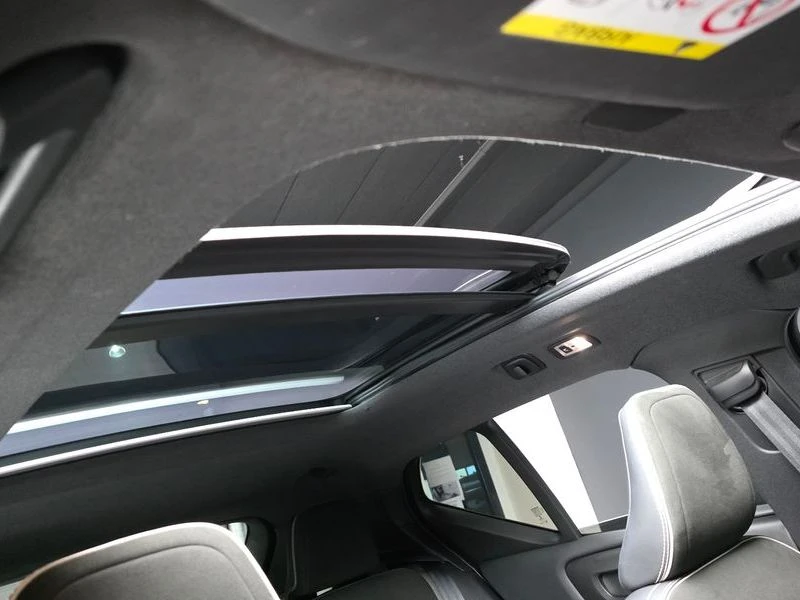 Volvo XC40 2.0 Automatic, снимка 16 - Автомобили и джипове - 55976166