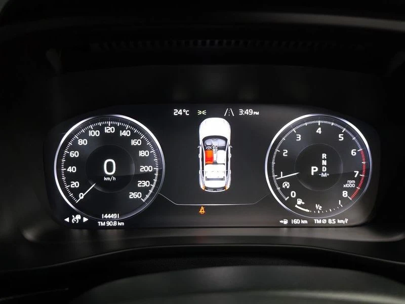 Volvo XC40 2.0 Automatic, снимка 7 - Автомобили и джипове - 55976166