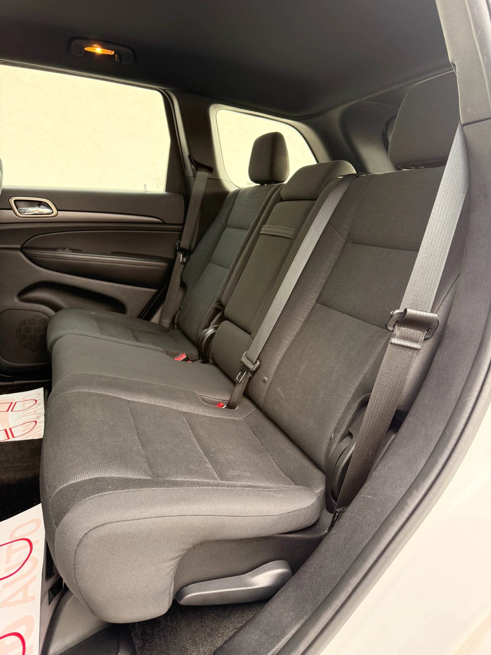 Jeep Grand cherokee 3.0CRDI* NAVI* ПОДГРЕВ*  - изображение 8