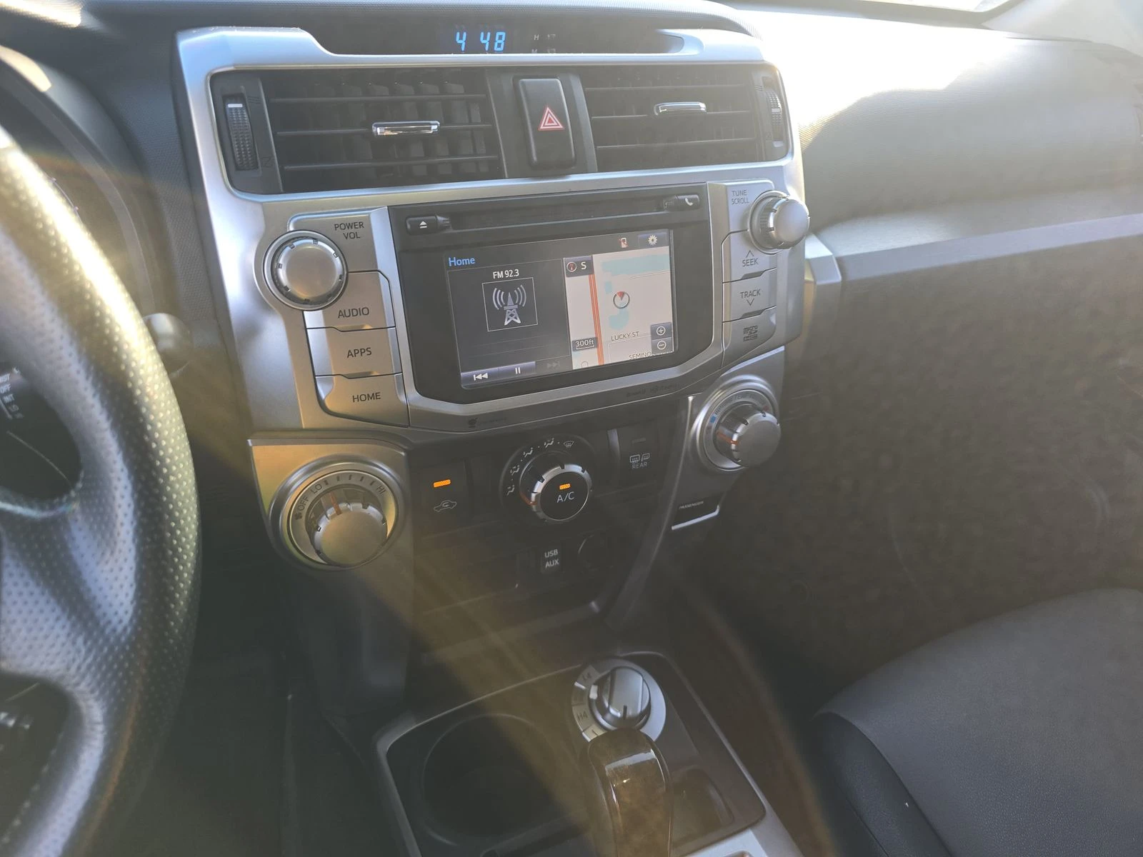 Toyota 4runner PREMIUM* 4.0* V6* ПОДГРЕВ* КАМЕРА* КЕЙЛЕС*  - изображение 9