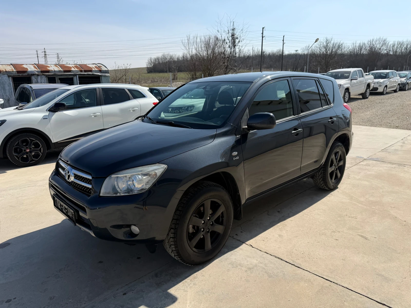 Toyota Rav4 2.2D4D 136k.c* 4x4* Navi* UNIKAT* , снимка 2 - Автомобили и джипове - 53821020