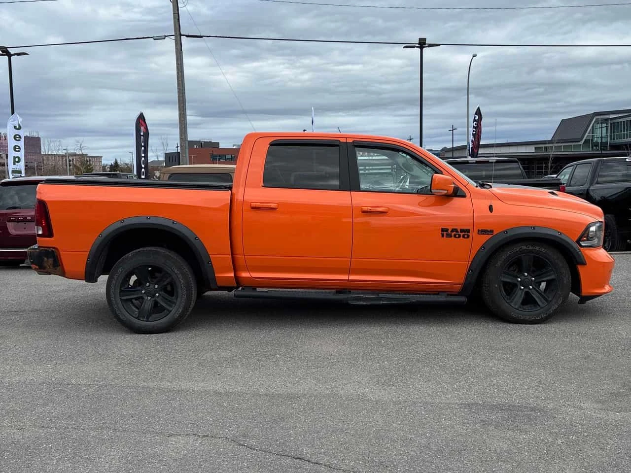 Dodge RAM 1500 * Sport * PANO* ПОДГРЕВ* KEYLESS* , снимка 3 - Автомобили и джипове - 54359151