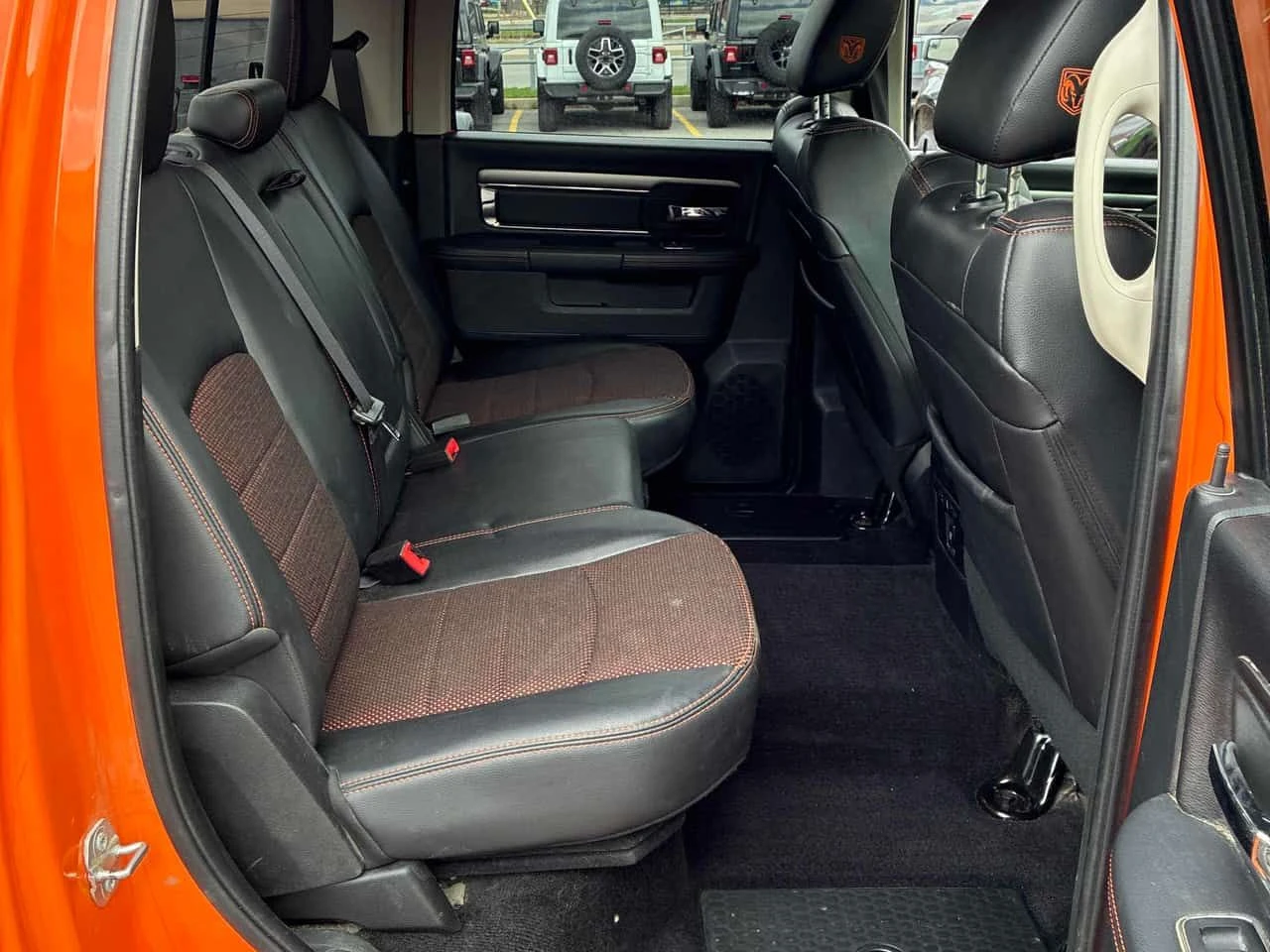 Dodge RAM 1500 * Sport * PANO* ПОДГРЕВ* KEYLESS* , снимка 14 - Автомобили и джипове - 54359151