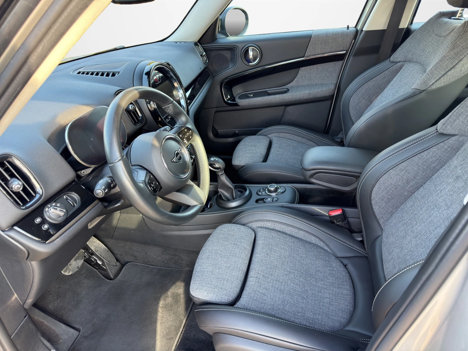 Mini Countryman Cooper SE ALL4, снимка 6 - Автомобили и джипове - 54421297
