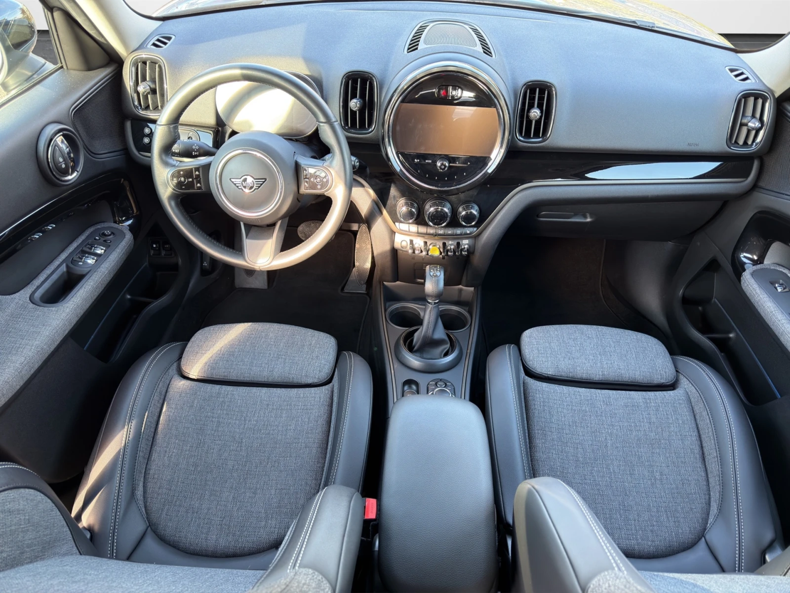 Mini Countryman Cooper SE ALL4, снимка 7 - Автомобили и джипове - 54421297
