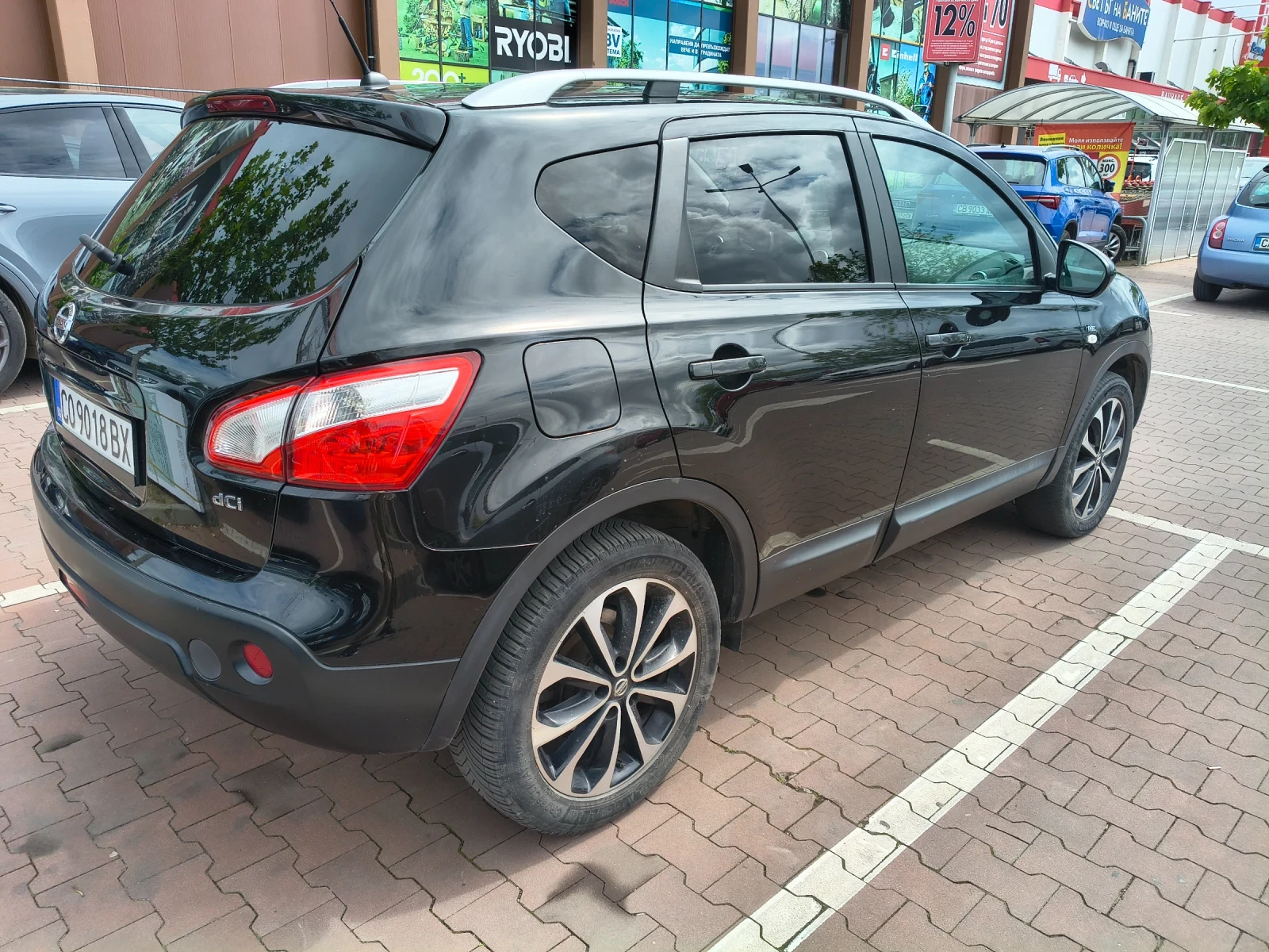Nissan Qashqai 1.6 dci 4x4, снимка 3 - Автомобили и джипове - 54526810