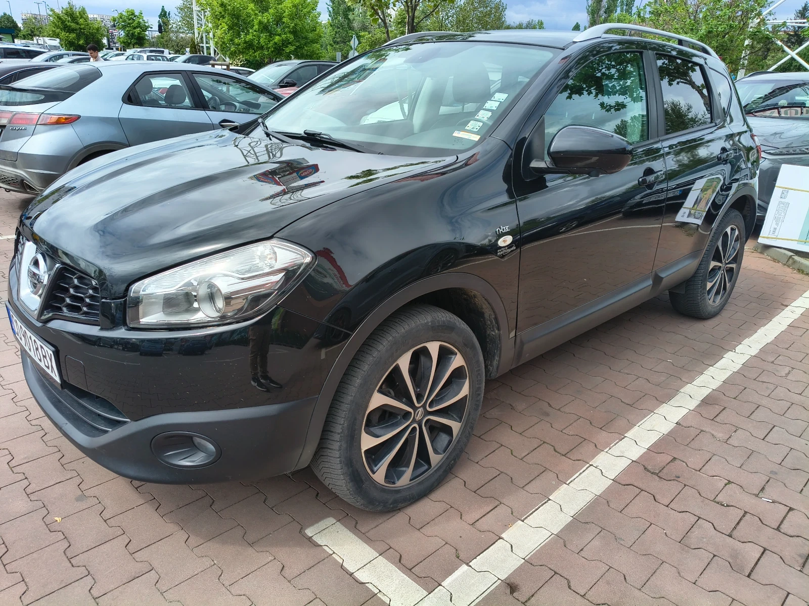 Nissan Qashqai 1.6 dci 4x4, снимка 2 - Автомобили и джипове - 54526810