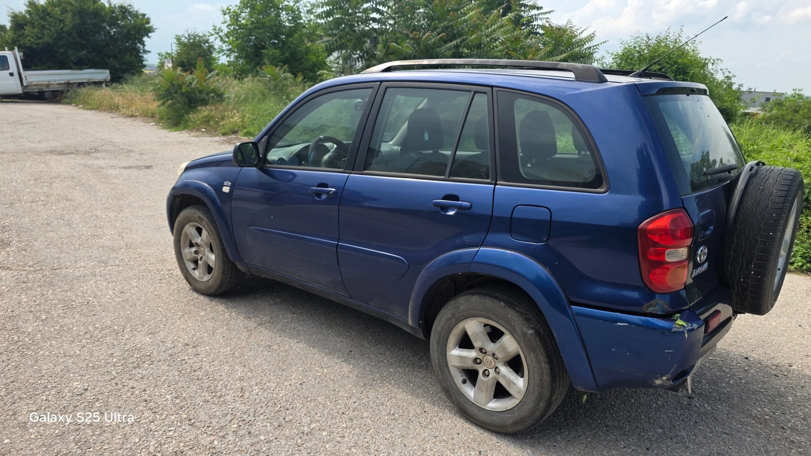 Toyota Rav4 2.0tdi, снимка 7 - Автомобили и джипове - 54813020